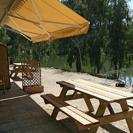 Apartamentos Villa Vacacional Castuera Exteriör bild